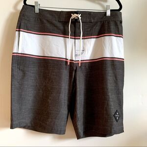 NWT American Eagle Outfitters Board-shorts Size L